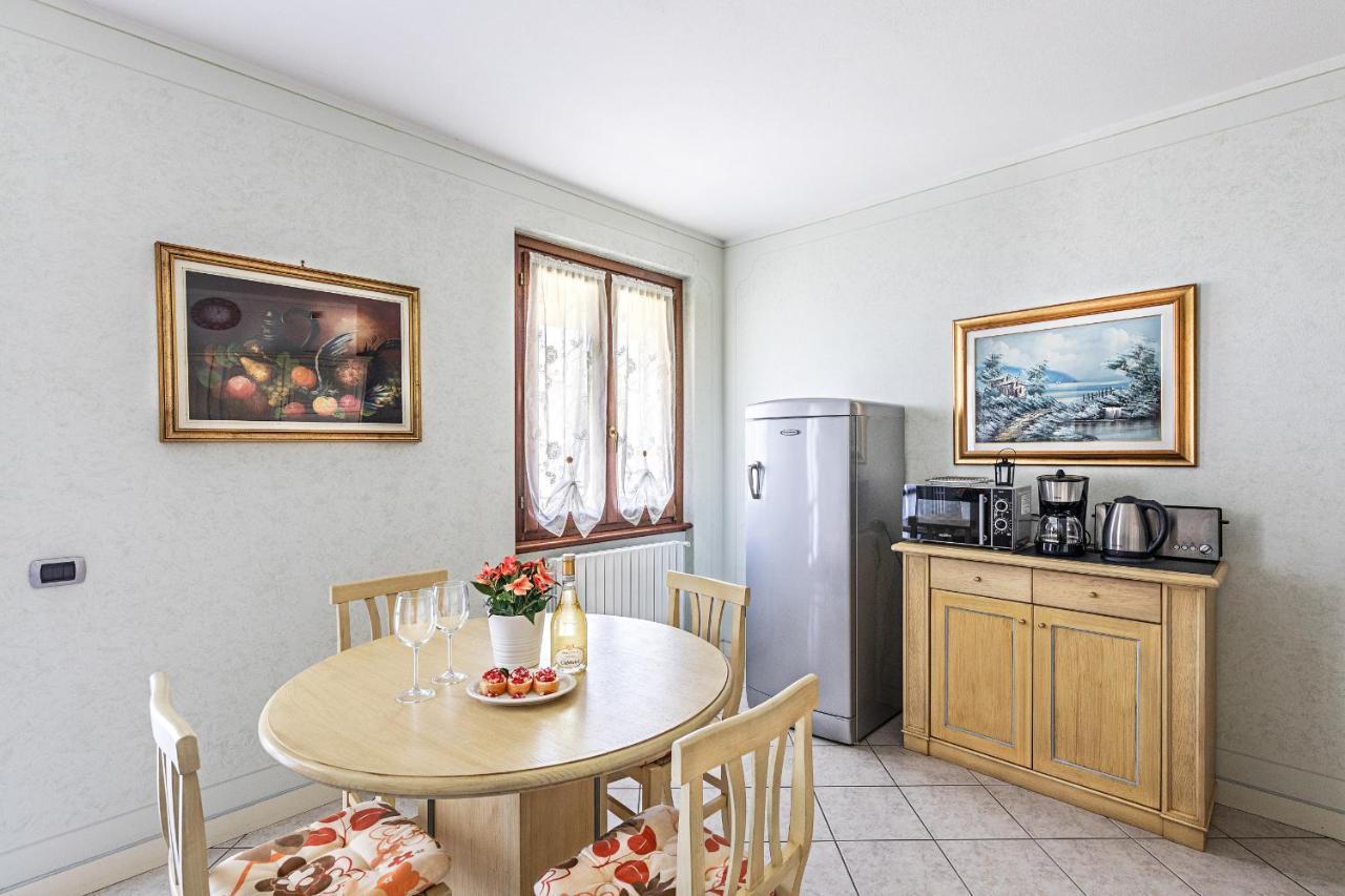 I Mosaici Apartments By Wonderful Italy Sirmione Extérieur photo