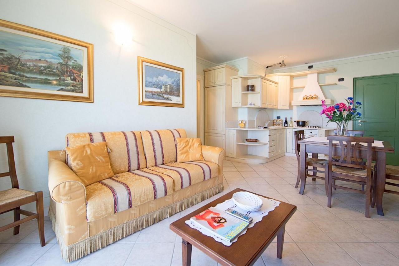 I Mosaici Apartments By Wonderful Italy Sirmione Extérieur photo