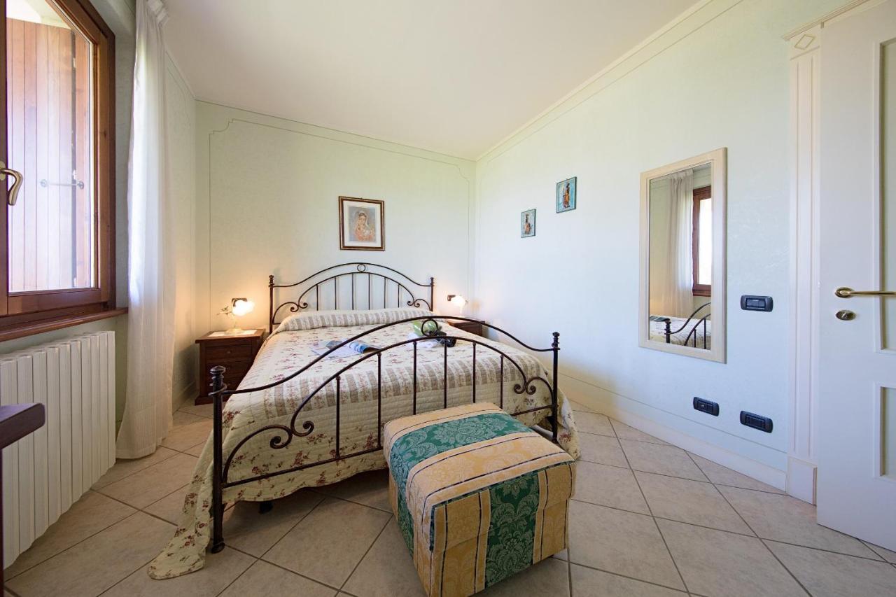 I Mosaici Apartments By Wonderful Italy Sirmione Extérieur photo